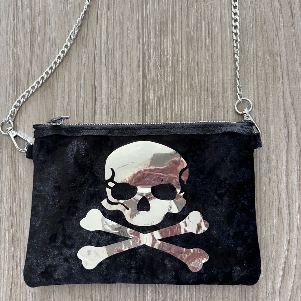 Black Skull Crossbody Bag